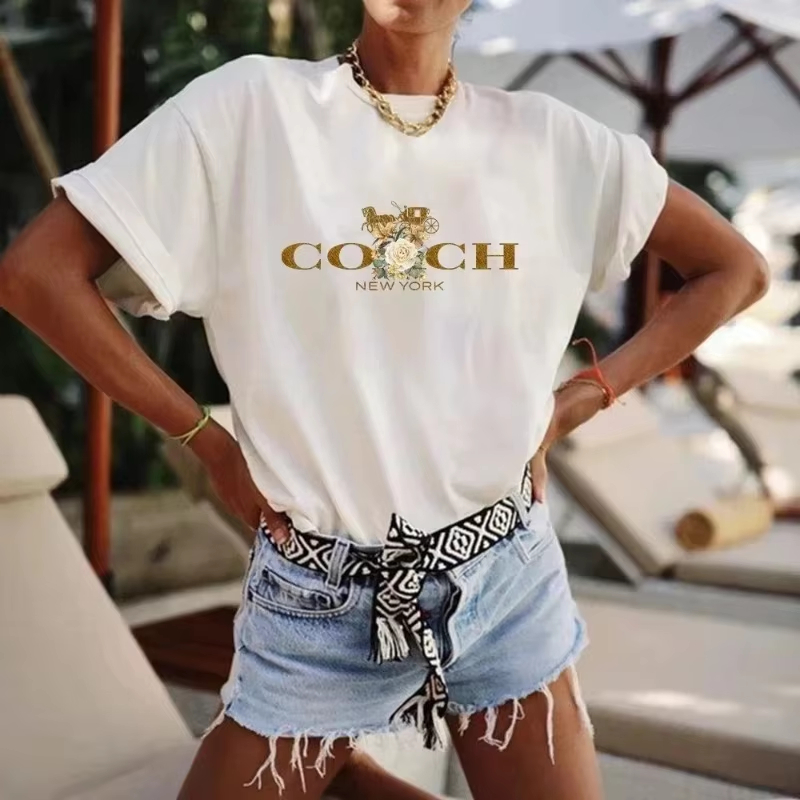 Camiseta Clásica con Logotipo  - Streetwear Brand With Flower Logo reseña y precio